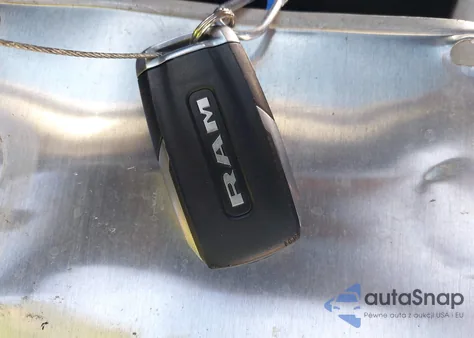 2019 Ram 1500 Big Horn/Lone Star 4X2 5'7 Box z USA, uszkodzony, nr VIN 1C6RREFT1KN543723